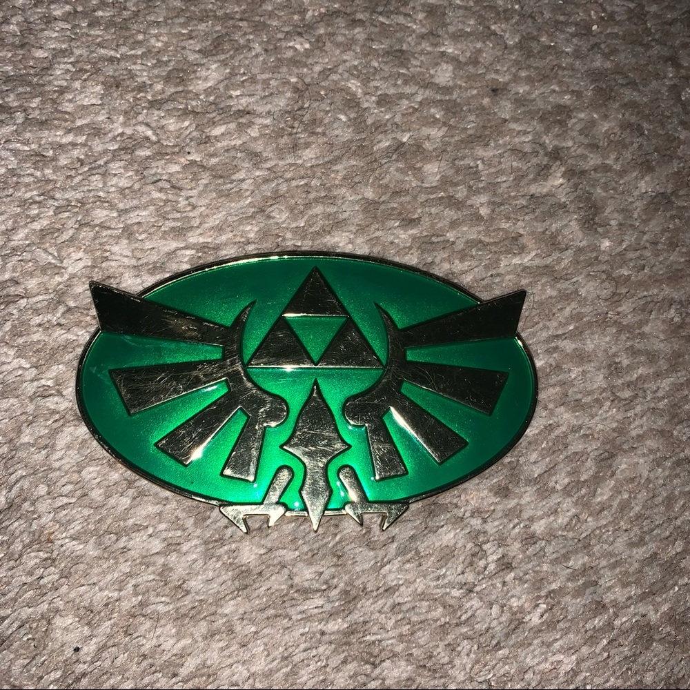 ZELDA GREEN BELT BUCKLE EUC (AD)